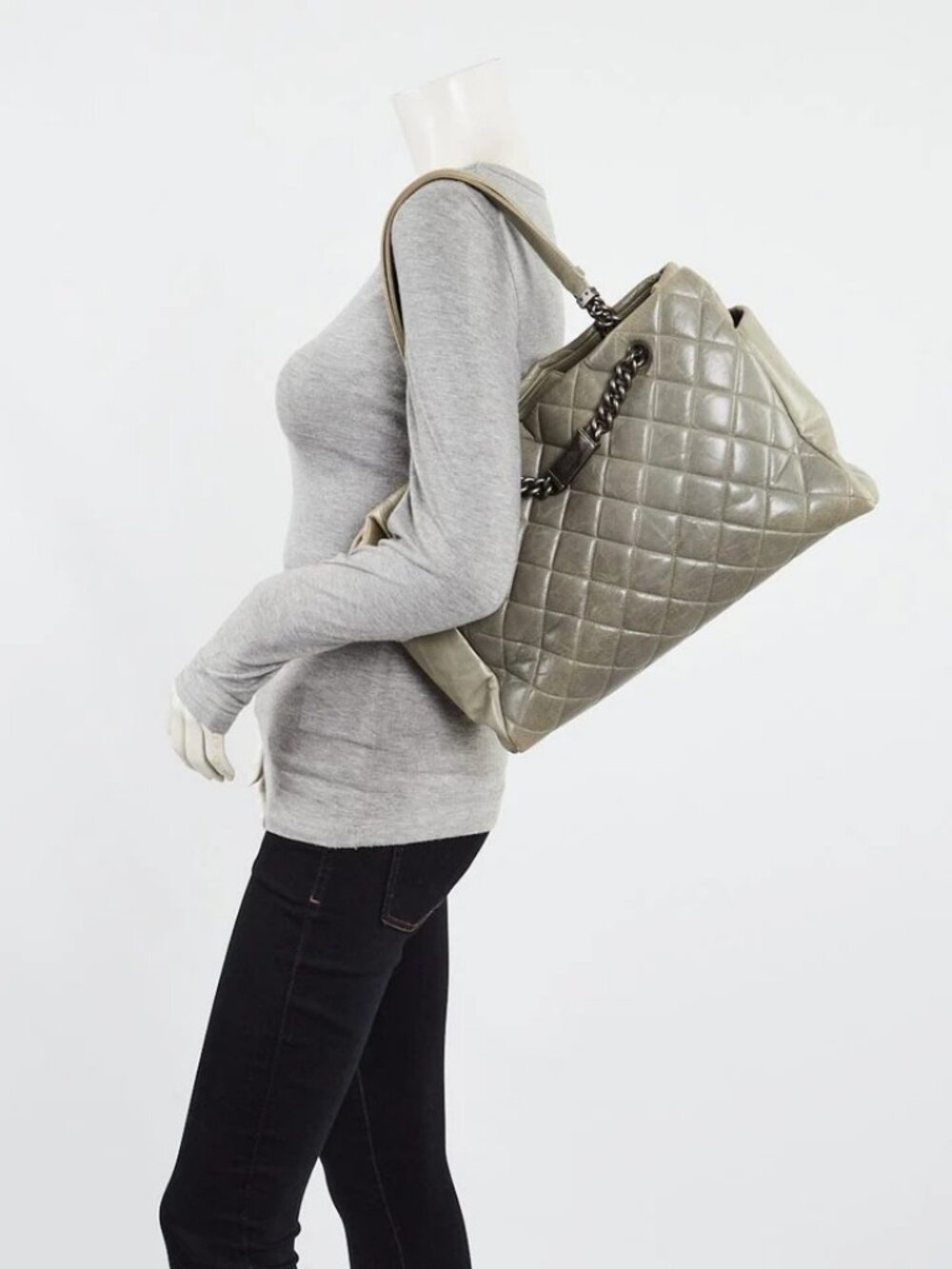 Chanel Grey Quilted Glazed Calfskin Leather Chain ID Chain Tote Bag - Picture 5 of 11